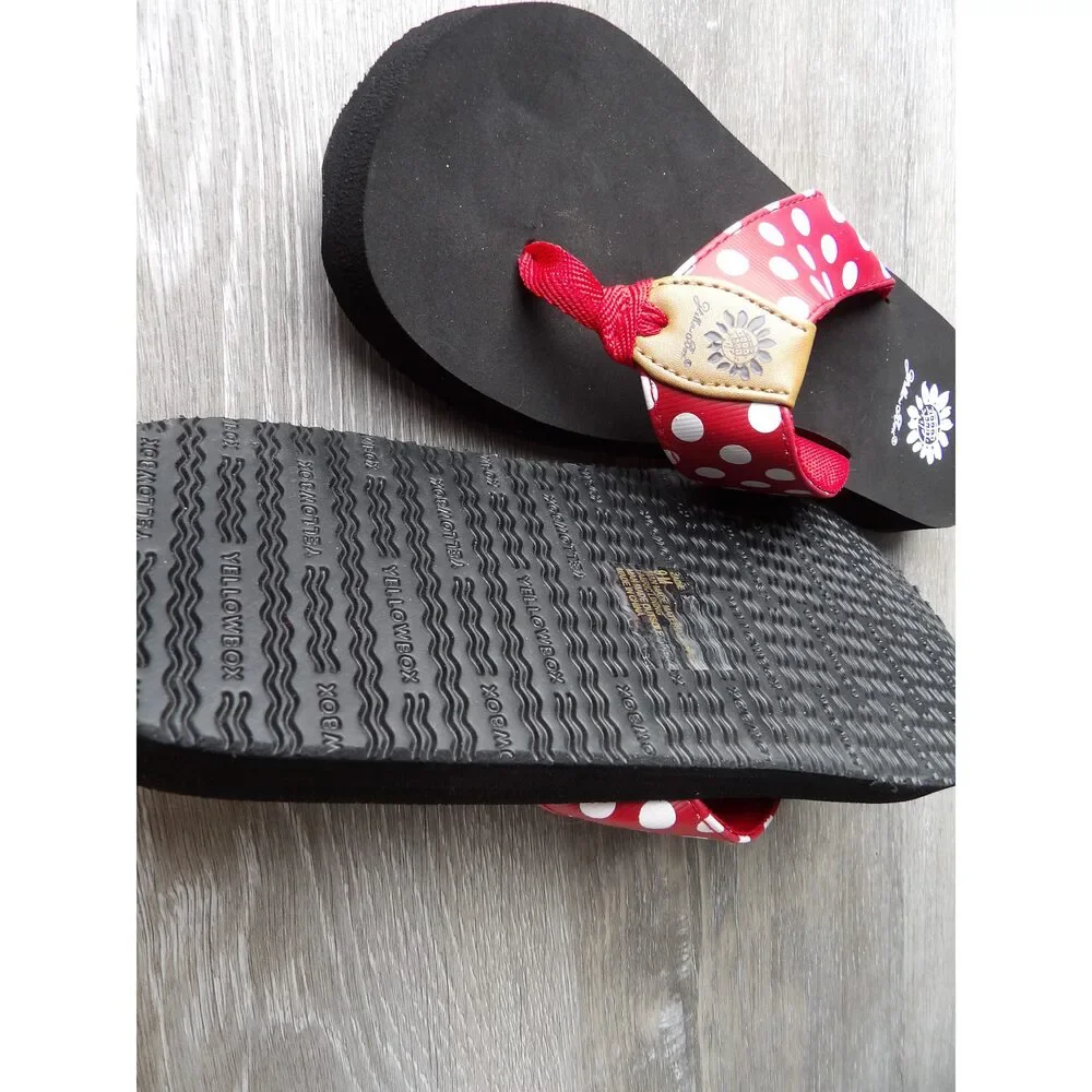 Yellowbox Y2K Red and White Polka Dot Flip Flops size 9 - Picture 2 of 3